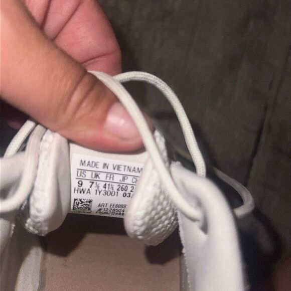 Adidas Sneakers  - Picture 4 of 5